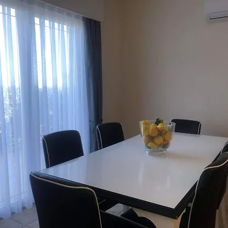 Вилла Palace, Private Pool, Sea Mountain Views , Spacious Beautiful