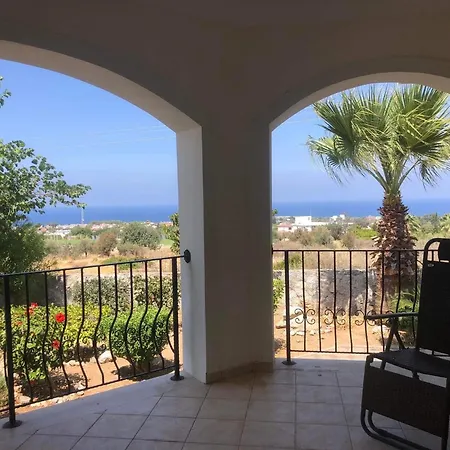 Palace, Private Pool, Sea Mountain Views , Spacious Beautiful * Лапитос