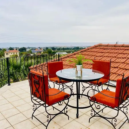 Palace, Private Pool, Sea Mountain Views , Spacious Beautiful