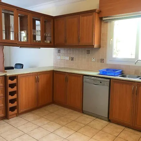 Palace, Private Pool, Sea Mountain Views , Spacious Beautiful Lapithos (Northern Cyprus)