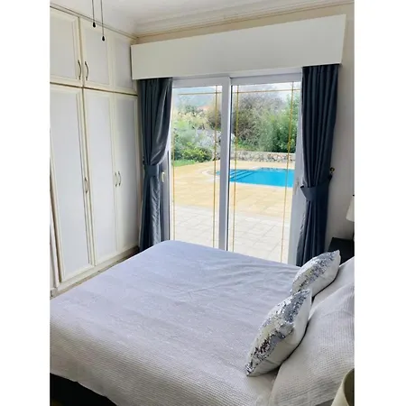 Palace, Private Pool, Sea Mountain Views , Spacious Beautiful Lapithos (Northern Cyprus)
